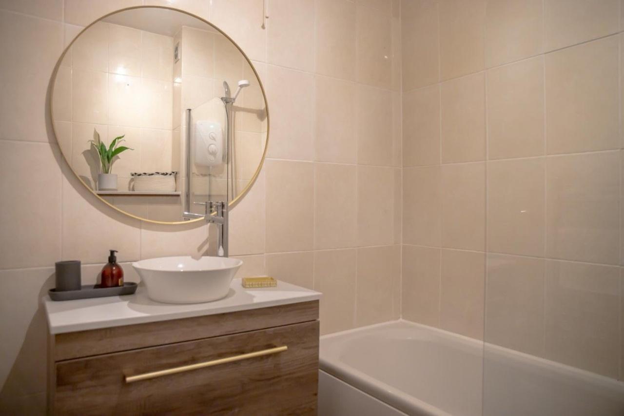 Guestready - Homely Leeds City Apartment Sleep 4 Meanwood Екстер'єр фото