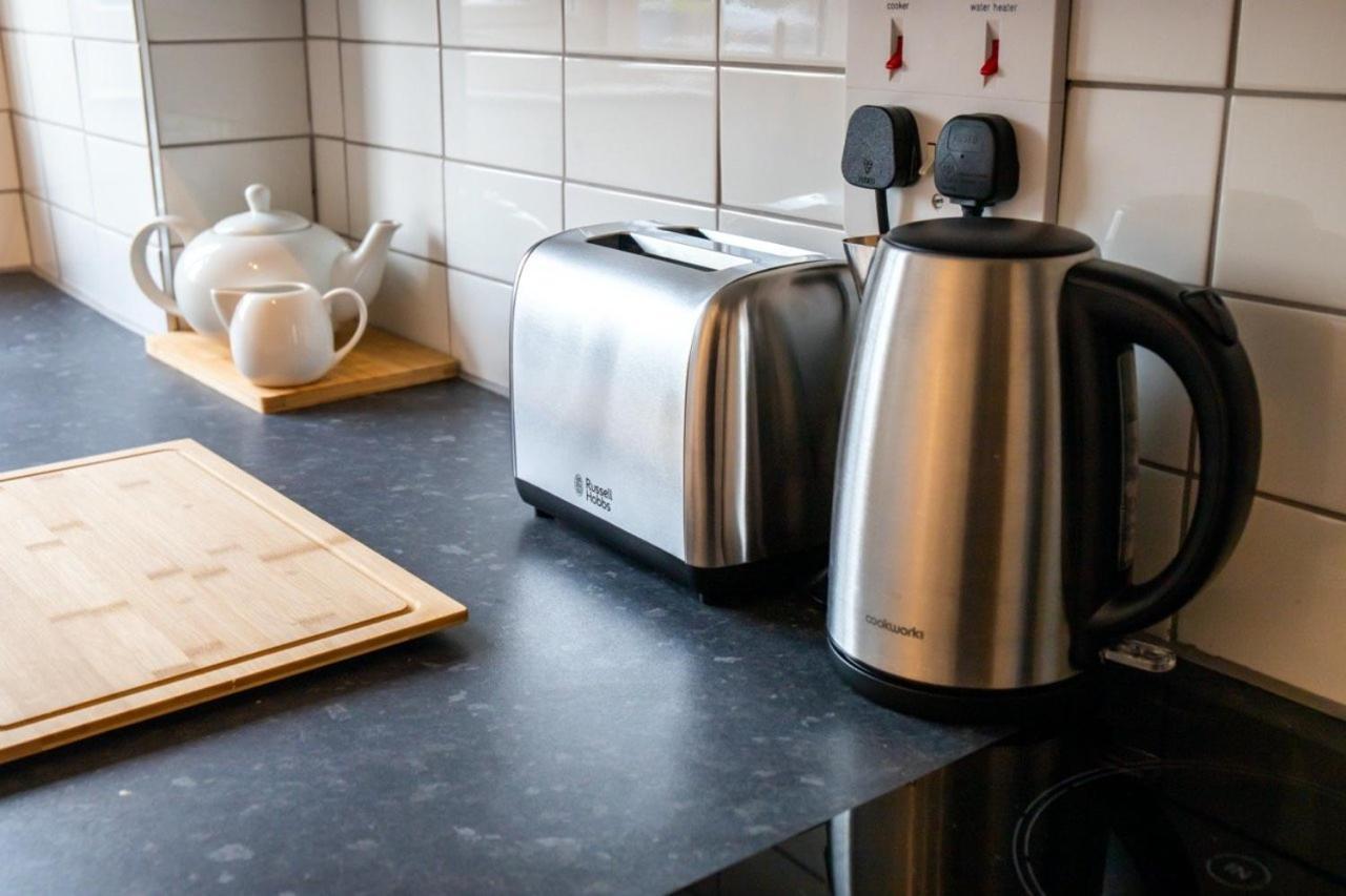 Guestready - Homely Leeds City Apartment Sleep 4 Meanwood Екстер'єр фото