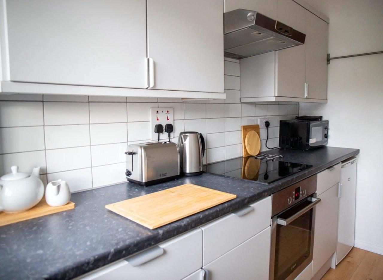 Guestready - Homely Leeds City Apartment Sleep 4 Meanwood Екстер'єр фото
